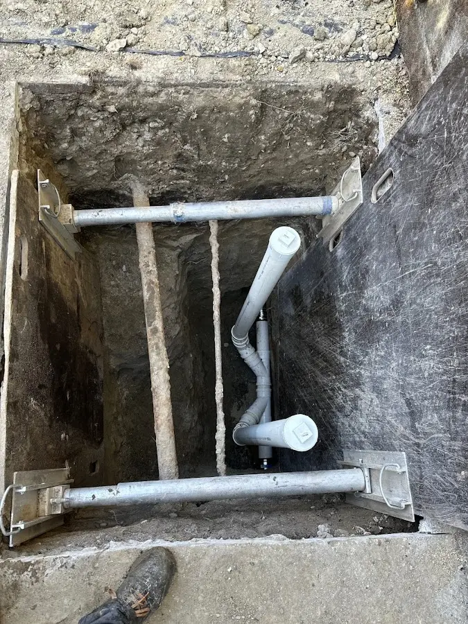 Experienced plumber completing Gas Line Repair work in Gulf Hills